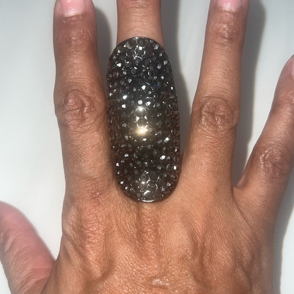 Finger ring
